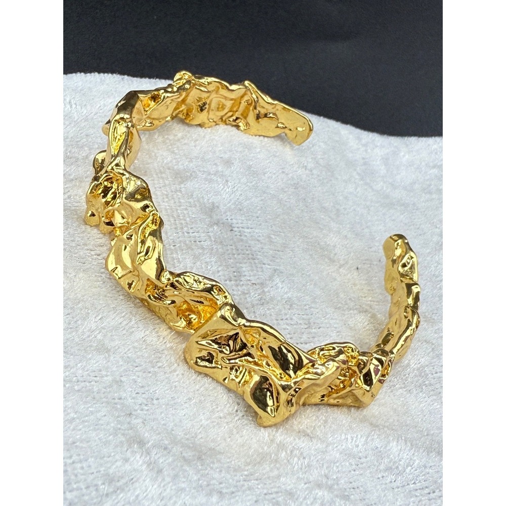 Amber Sceats Gold Nugget 24kt Gold Plated Cuff Bracelet‎ Size 7